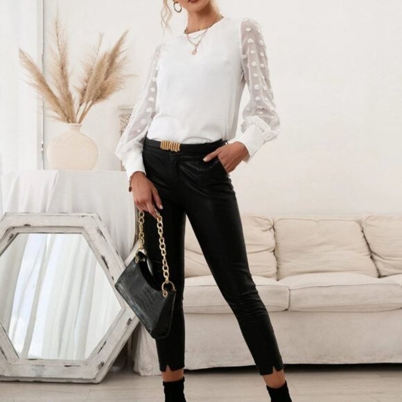 Swiss Dot long sleeved Bishop Sleeve Blouse White - Picture 4 of 5